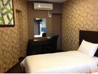 Oyo 600 Hotel Est Kuala Lumpur Malaysia