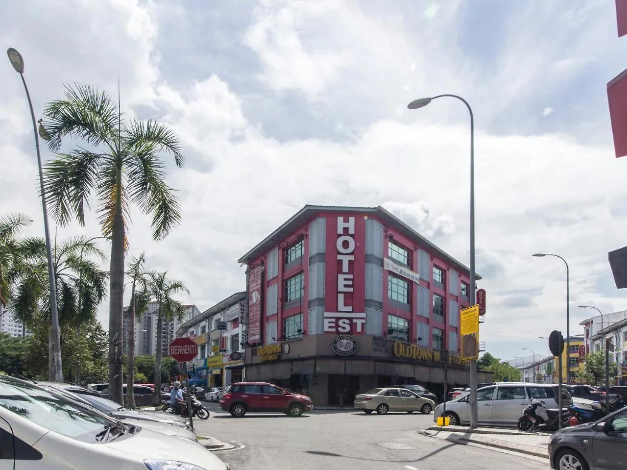 Oyo 600 Hotel Est Kuala Lumpur 2*,